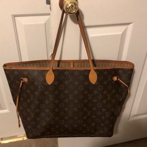 Authentic Neverfull GM monogram